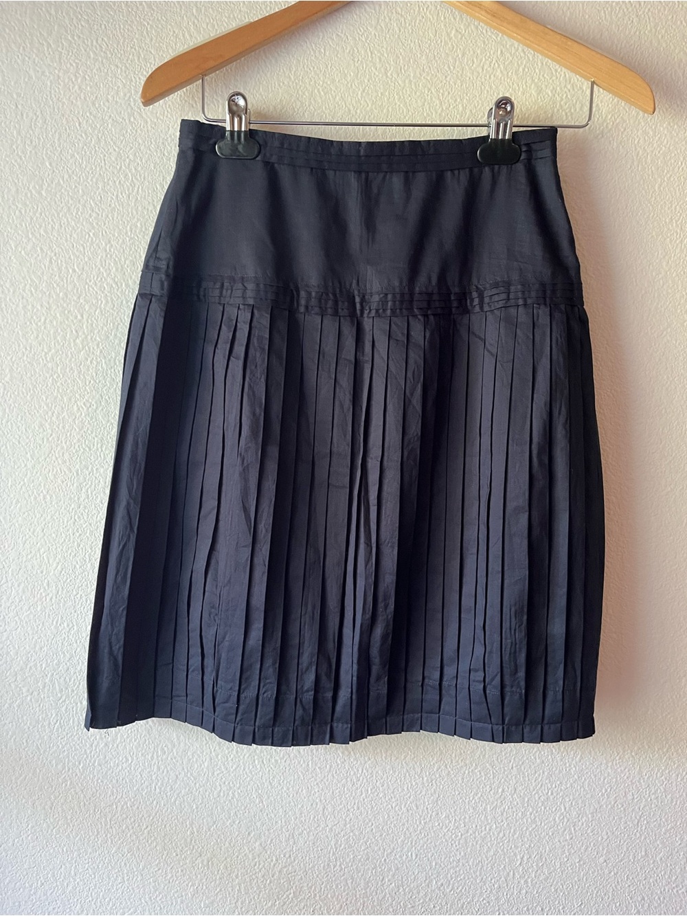 NWOT J.Crew Drop-Waist Cotton Skirt and Sharp Accordion Pleats Size 0